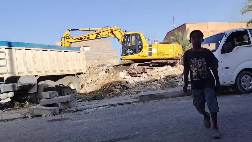 حفاره كوماتسو بطه لبيع جاهزه لعمل ‏‪***********‬‏
