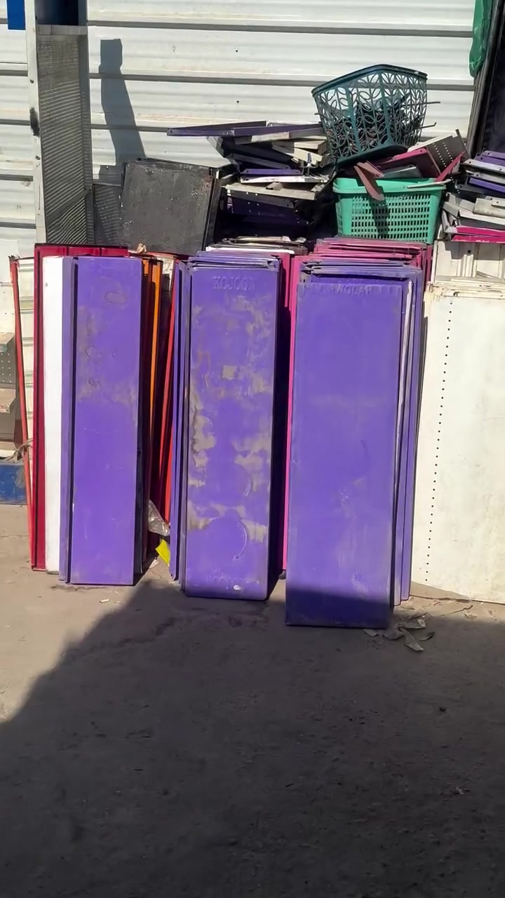 علاوي الفرطوسي موجود جديد ومستعمل العنوان مدينه الصدر سوق مريدي قطاع 24
