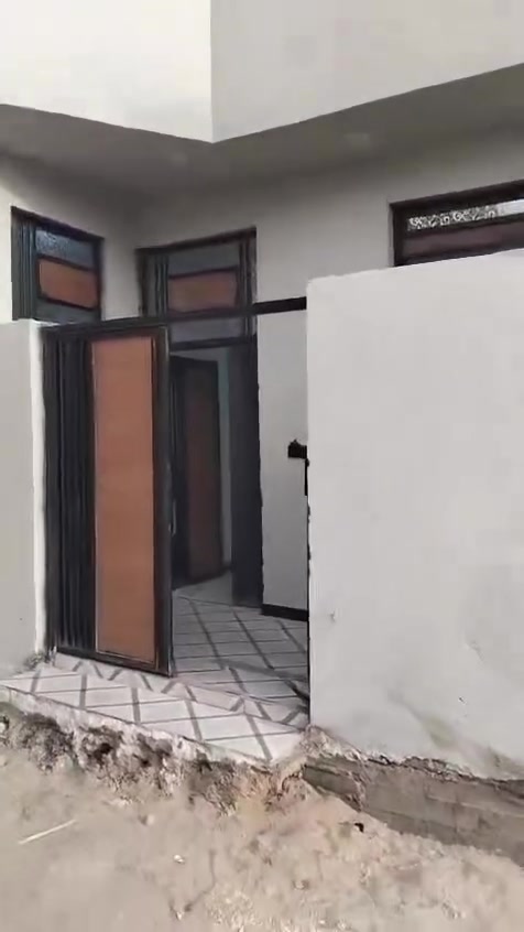 تعال جيب غراضك وأسكن بيت أحلامك صـار يمنـه جـوه الـسوك ☺️

بيت زراعـي مـساحه 115 مـتر بـنـاء حـديث طـابـوك صب كـونكريت 

الـبيـت جـاهز على آخر حـبايه ومنـاسب55 وبي مجال الـشراي 🪐

نـاصريـه سـديناويه شارع مـثلـجات الـملاك قريب على رئيسي 170م

خـدمات مجاري ثقيل وخفيف كهرباء حكوميه مدارس مستوصف 

واتـساب بـاقي الـتفاصيل ***********

