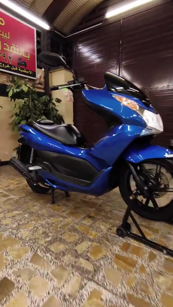 للبيع ( PCX) الجيل الأول ( ياباني) للاستفسار/***********/ حاوية رمبة مكفولة كفالة عامة من معرض دبي لبيع الدراجات اليابانية والكهربائية الاعضمية قبل خروج الكم بإدارة مهند الدبي

