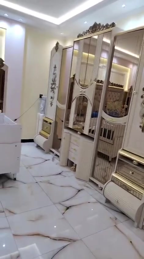 السلام عليكم غرفه للبيع  
السعر 
ثنين ونص وبيهاا مجال 

‭***********‬
