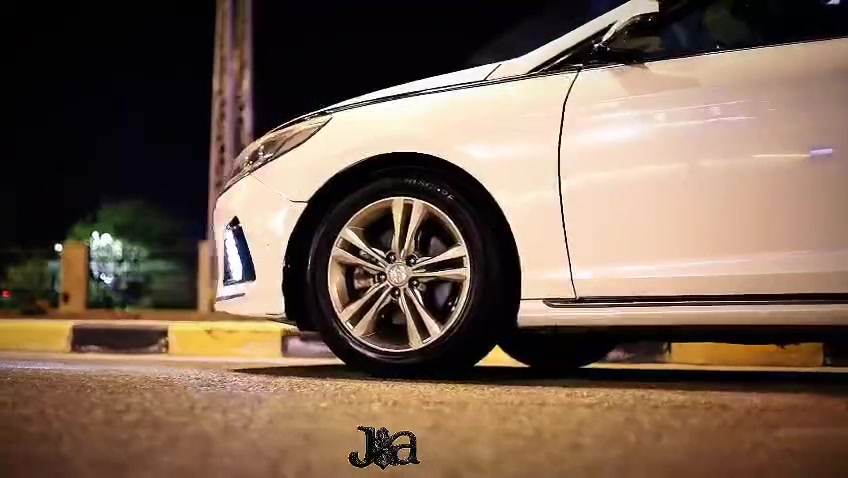 السلام عليكم 

سوناته 2019
وارد امريكي فئت السبور 
ضررها جاملغ وبنيد دواخل وشواصي كفاله 

المواصفات 
رادار امامي وجانبي 
 اشاير بل مري 
تبريد قطعتين +تدفئه تبريد +تدفئت ستيرن 
داخل جلد لون الغرفه اسود 
تحكمات ستيرن +شفتات التنمير 
بصمه +شاشه +فتحت سقف 

رقمها نجف نكليزي سنويه لل30
مكينه وكير كفاله تبريد ثلج وحداديه بل كارتون 
تخم تاير جديد
السعر 155وبيها مجال 
المكان النجف شارع معمل السمنت 
للستفسار الاتصال 
***********
بي واتساب
