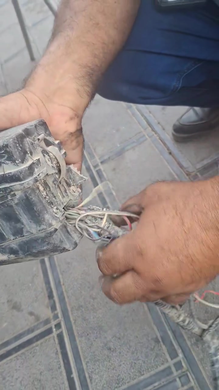 واير تأسيس كامل وية القواعد الداخلية والخارجية بيكم تويوتا موديل 85 اصلي بلادي
💯💯 متوفرة لدى محلات ابو سلام للادوات الاحتياطية 
موقعنة الكاظمية :  شارع الياباني مقابل سوق الملحاني 🔥
(الكصيف ) :الرقم   ***********يتوفر توصيل
