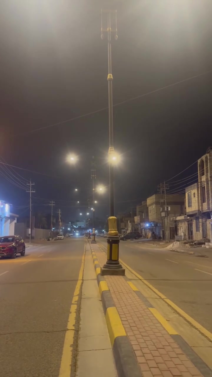 السلام عليكم خواتي عدي قطعة بكربلاء المساحه ٥٠ متر بحي العباس يم عامود واحد التصال ***********

