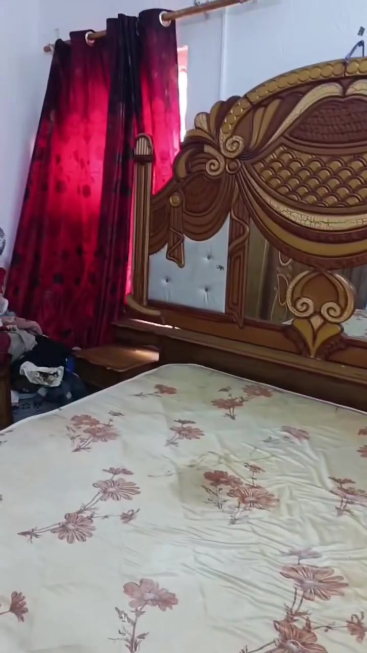 سلام عليكم غرفه نوم للبيع اخت الجديده الحلا من الصوره كامله السعر 550 مكلف بنشر خابر ودلل *********** بيه واتساب
