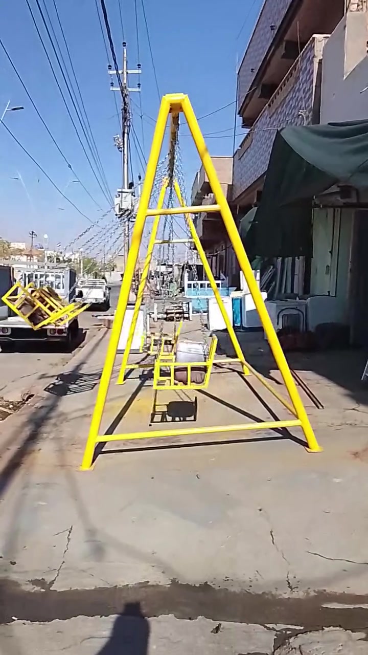 عمل وبيع جميع انواع المراجيح وحسب الطلب للاستفسار ***********
