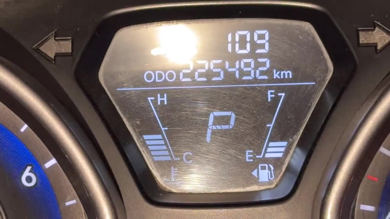 السلام عليكم النترا 14خليجي سوناره موجود 
فول عنده البصمه 
مكينه كير كفاله 
تبريد ثاج
مري شفط
102قفل
***********
