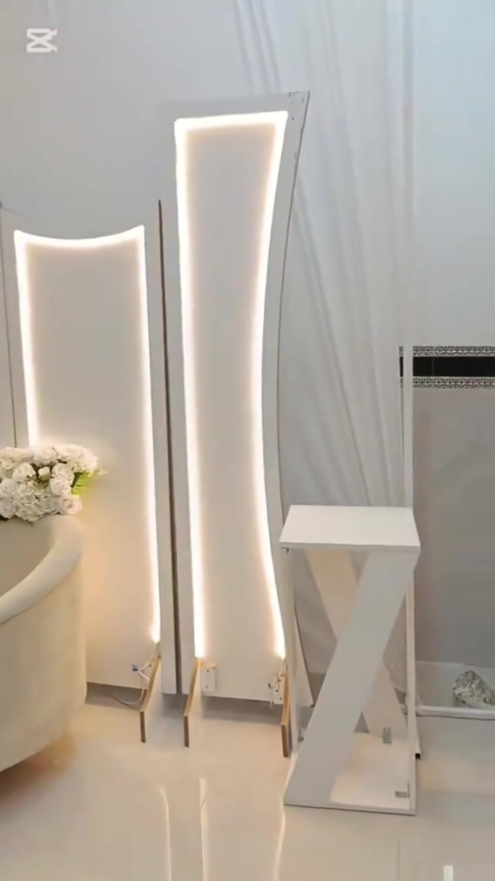 ✨خلي ليلة العمر تبدأ بفخامة تليق بفرحتكم✨
واتساب :***********
نقدم لكم تصميم وتنفيذ كوشات أعراس فاخرة بلمسات أنيقة وتفاصيل مرتبة تخلي أجواء الحفل أجمل وتمنح صوركم خلفية
مميزة لا تنسى
مصنوعة من خشب MDF بسمك 18 ملم - وجهين أبيض الضمان المتانة والثبات وجودة التنفيذ.
ومجهزة بإنارة 220 فولت جاهزة للتشغيل، حتى تظهر الكوشة بأجمل شكل وتكمل أجواء المناسبة بإضاءة أنيقة ومميزة.
نهتم بكل تفصيلة حتى تكون الكوشة بمستوى فرحتكم وتخطف الأنظار من أول لحظة.
للتواصل والاستفسار
✓***********
