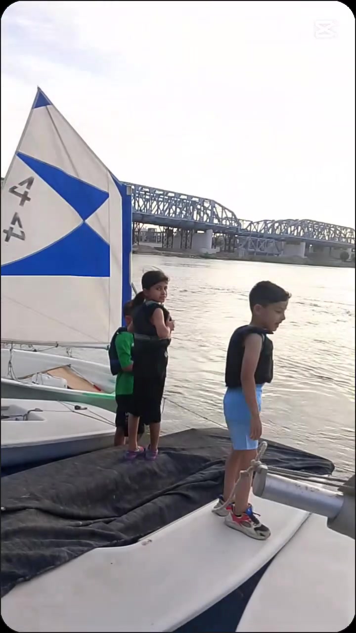 ⛵💙 أطفال اليوم… أبطال الشراع في المستقبل 🇮🇶
في الأكاديمية العراقية للشراع نؤمن أن بناء البطل يبدأ منذ خطواته الأولى، لذلك نولي الفئات العمرية الصغيرة اهتماماً خاصاً، ونحرص على أن يكون التدريب ممتعاً وتدريجياً ومناسباً لأعمارهم.
سلامة أطفالنا تأتي أولاً 🛟، من خلال التدريب بإشراف الكادر، استخدام ستر النجاة، وتعليمهم أساسيات التوازن والتعامل مع الزورق قبل الانتقال إلى مراحل الإبحار المتقدمة.
هدفنا أن يتعلم الطفل، يستمتع، يكتسب الثقة بنفسه… ويكبر معه حلم تمثيل العراق يوماً ما. 🇮🇶🏆
نعلّمهم اليوم… ليكونوا أبطال المستقبل. ⛵
📍 بغداد – كورنيش الأعظمية
🆓 التسجيل والتدريب مجاناً
#الأكاديمية_العراقية_للشراع #أطفال_العراق #أبطال_المستقبل #بغداد #العراق #رياضة_الشراع #رياضة_الأطفال #دجلة #IraqSailing #Sailing #Optimist #Baghdad #Iraq
