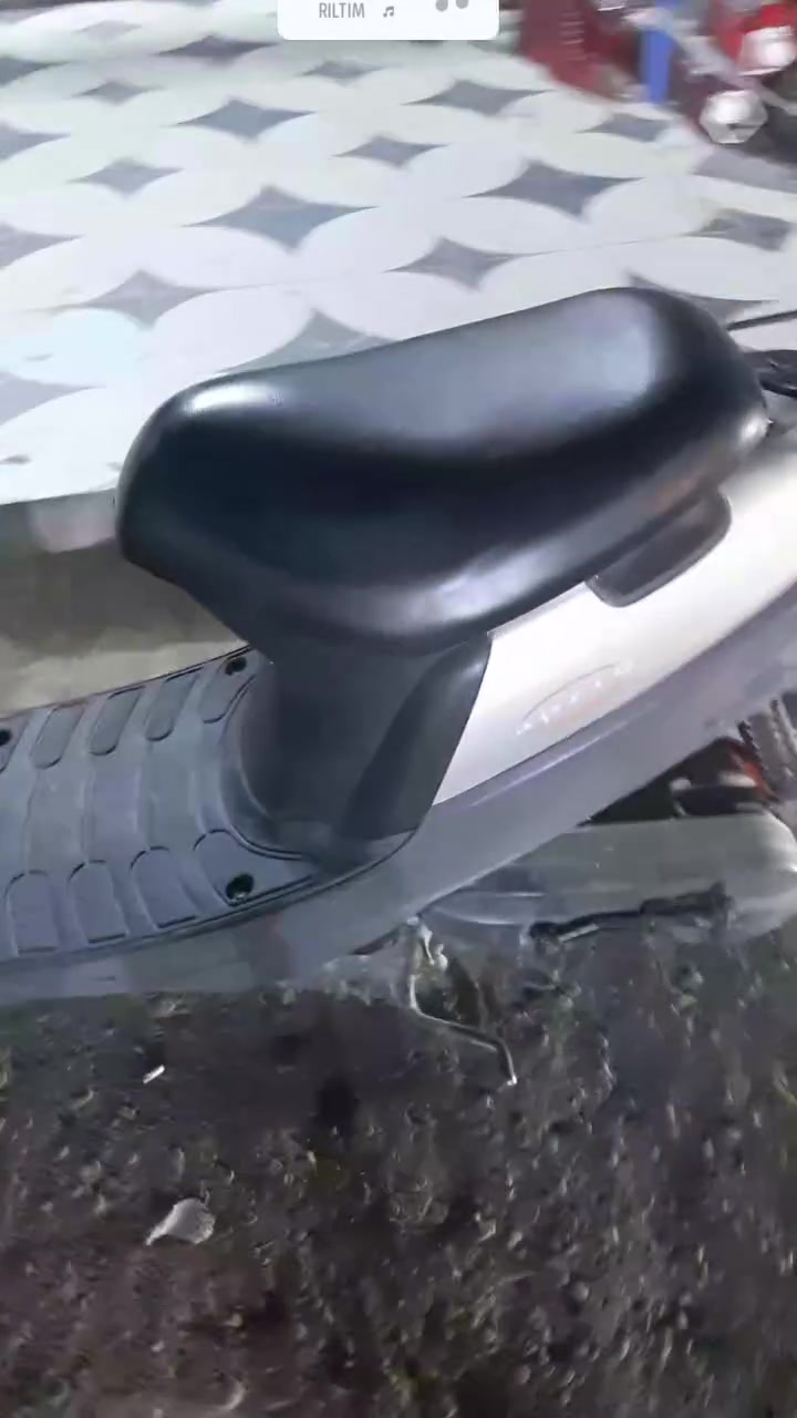 دراجه بطه ماصاله شهرين من طالعه من الوكيل  لبيع  العنوان دور نفط حي الحريه  سعر خاص واتساب  ***********
