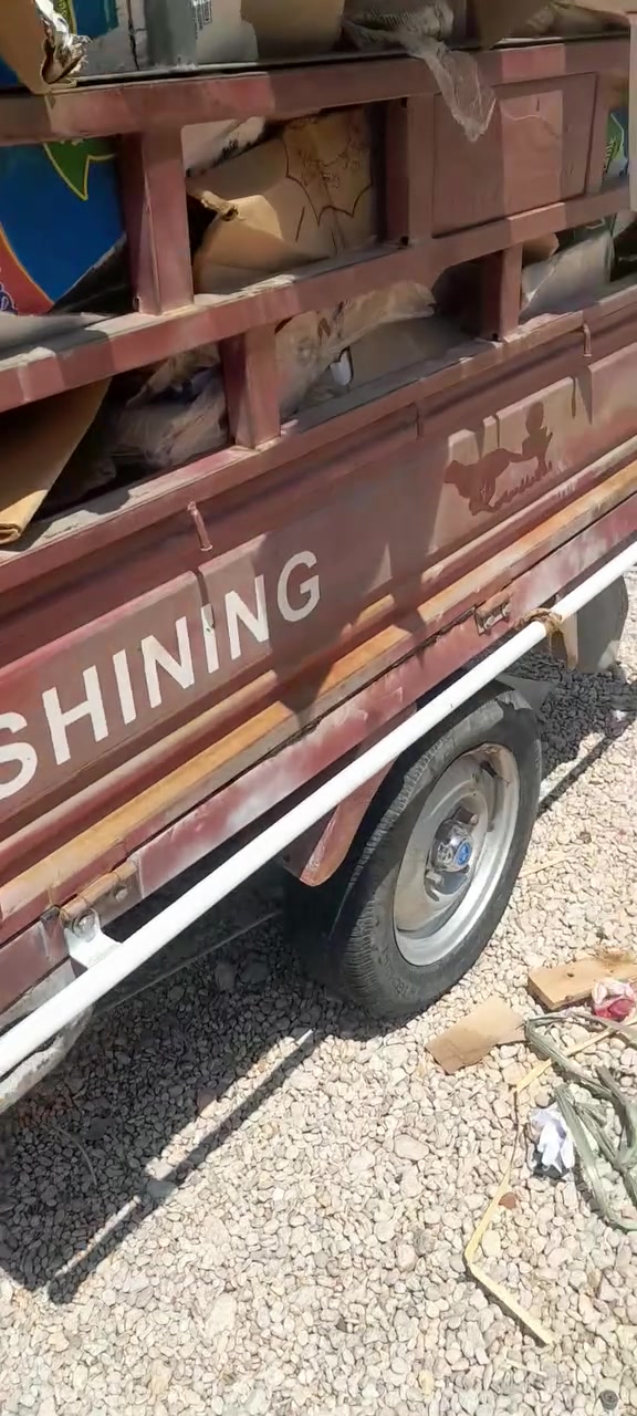 سلام عليكم  ستوته البيع شاصيه نضيف وكفاله موديل ٢٠ مكفوله  اكسن ومحرك جديد  بيه  أوراق ومكفوله من سرقه او غير  شعر مليون  800 وبيه مجال  مكاني5كيلو  رقمي ***********

