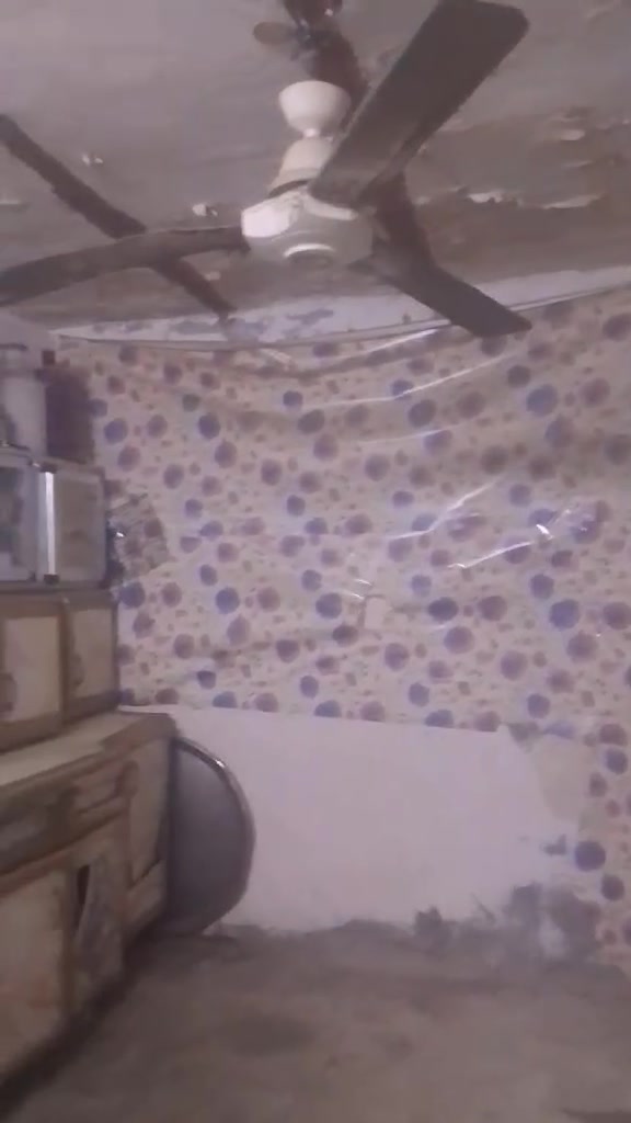 @إشارة 
بيت للبيع في بابل الاسكندريه الاسكان الاولى طابقين بي اربع غرف نوم وهول وصحيات خارجيه ومطبخ البيت يحتاج ترميم بسيط لبخ وصبغ فقط يرهم مراوس بيت بسكندريه او حصوه حتلو زراعي 
للاستفسار الاتصال على الرقم 
***********
