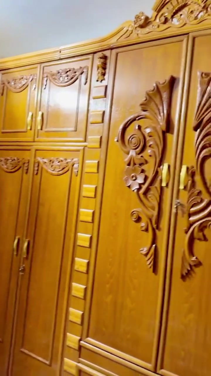 غرفة ملكي👑 خشب درجة أولى صاج داخل وخارج للبيع ***********/واتساب
