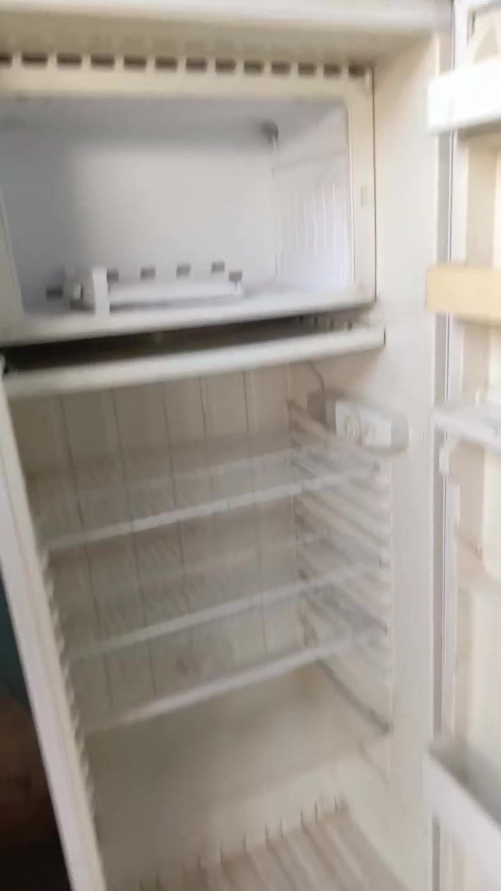 للبيع اجهزه كهربائيه مستخدمه للاستفسار *********** 
هيت حي المعلمين مجاور مجمع الحاج صالح للاثاث @

