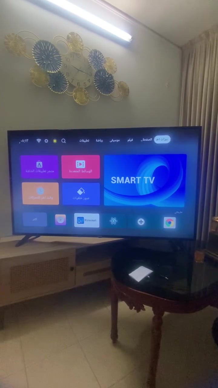 * 1920×1080 Full HD النظام الظاهرة
* Android TV
* RAM: 2GB
* ذاكرة: 16GB eMMC
* CPU: رباعي النواة 1.0GHz
* GPU: Mali-450
* إصدار Android ظاهر 14
* DLED / LGUHD 
سعر 550الف جوه السوك 
ضمان سنه 
كفاله من ضربه والشخط 
تواصل***********
