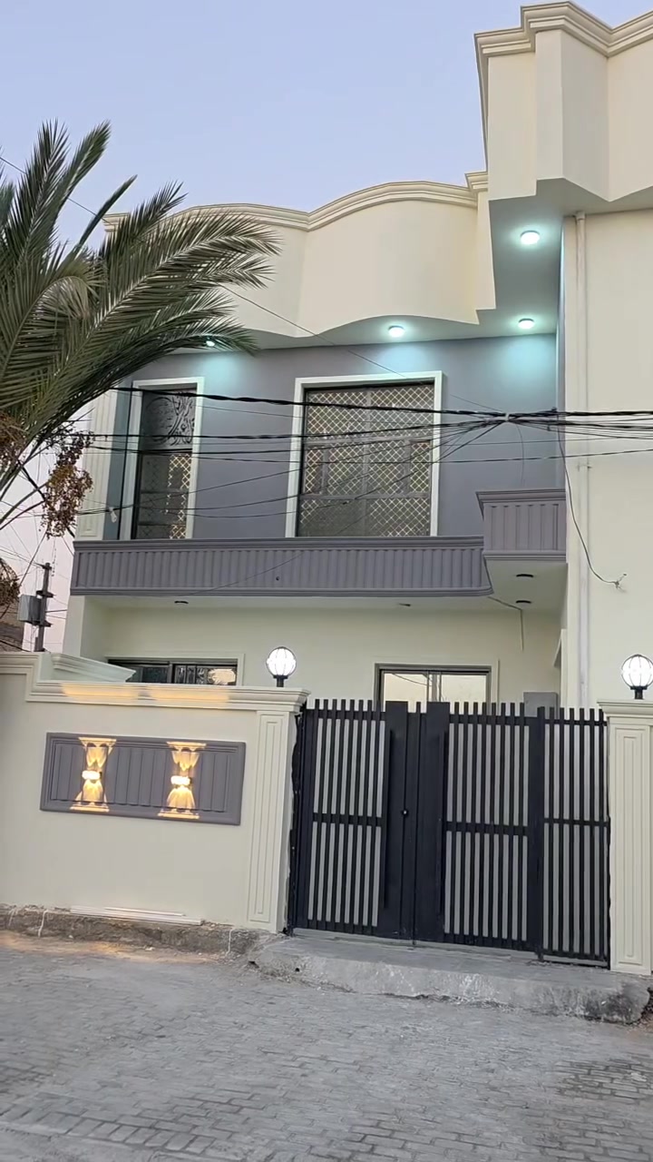 منزل للبيع بموقع مميز وبسعر مناسب في الديوانية للبيع او مراوس حسب قناعه

📍 حي الفرات – قرب شارع المستوصف
📐 المساحة: 100 متر مربع
📏 الواجهة: 10 أمتار
🏠 ركن وعلى ساحة
📄 طابو صرف
🏗️ بناء كونكريت مسلح
🏢 المنزل مكوّن من طابقين

الطابق الأول:
غرفة، صالة، استقبال، مطبخ، ودورتي مياه.

الطابق الثاني:
غرفتا نوم، صالة، ومخزن.

استفسار اتصل بالرقم ***********
