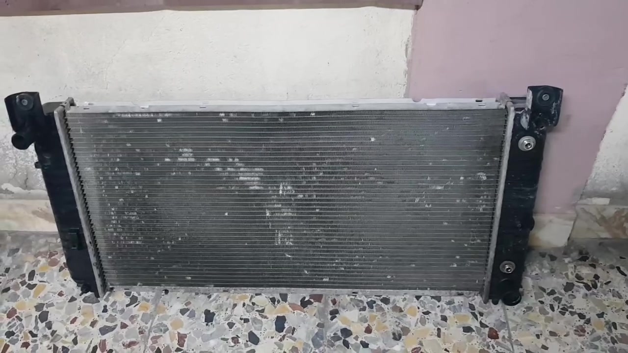 سلام عليكم من رخصت الادمن راديتر ماء يوكن تاهو من موديل 7 الى 14 بلاديه السعر 125 الاتصال على *********** بصره
