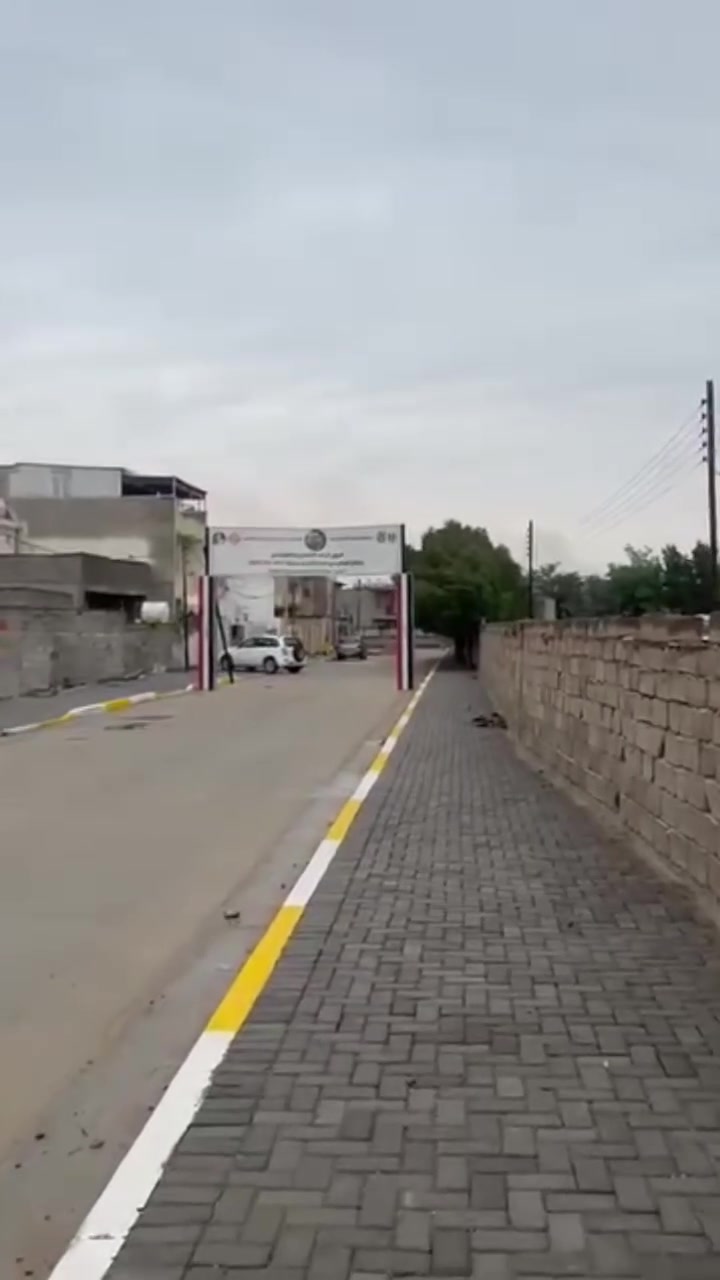سلام عليكم توجد قطع اراضي للبيع  صنف الارض زراعي سند  25 قرار محكمه الموقع  كفاءات السيدية خلف كليه سلام متوفر كافه الخدمات من مي  ومجاري وكهرباء وتبليط منطقه سكنيه توجود لدينه  كافه المساحات 100متر مربع  توجد 50متر  توجد 150  اي ستفسار اتصال او مراسله صفحه يوجد واتساب مقاولات عامه نشتغل ///*********** @الجميع اسعار مناسبه
