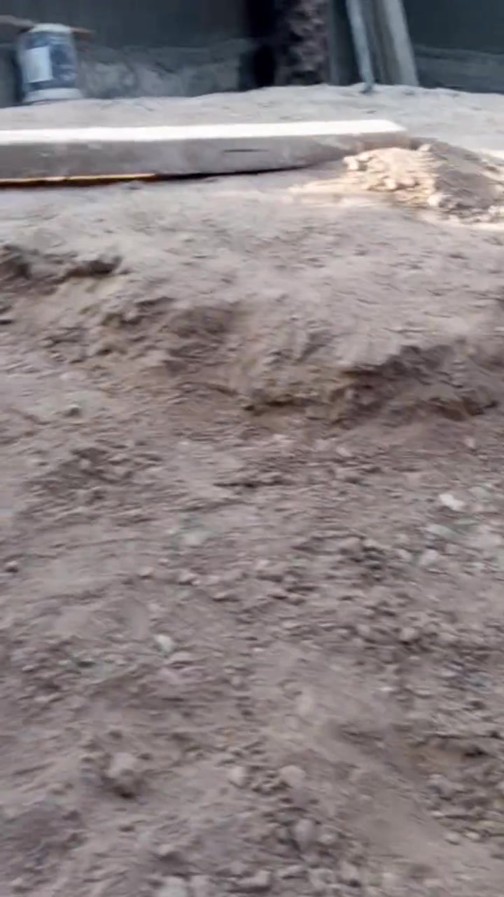 جزء من اعمالنه اليوم تنظيف مستعدون الكافة الاعمال تفليش تكشير البيوت تدخيل وفرش سبيس وحدل وقلع ارضيات من الكاشي تزفيت الارباطات صب باتلو لنتن الاتصال على الرقم ***********
