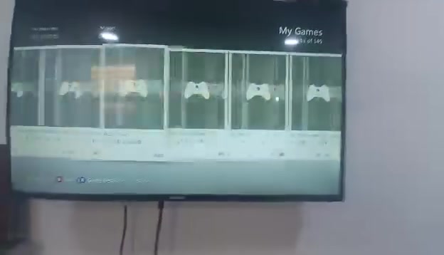 سلام عليكم اكس بوكس360 جهاز بلاد ما مفتوح اخذته من مركز عشتار وياه يداد 2 صليات وبي 150 العبه وبي 7حسابات السعر 90وبي مجال مكان جسر خرنابات ***********
