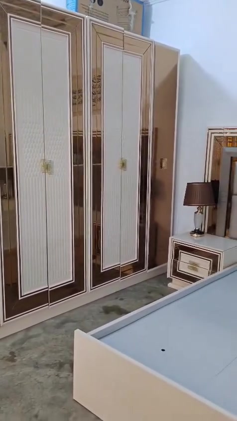 سلام عليكم ورحمة الله وبركاته غرفه نوام تركي خمس قطع سعر مليون وبي مجال عنوان حي كرامه ال توصل ع رقم ***********وبي واتساب

