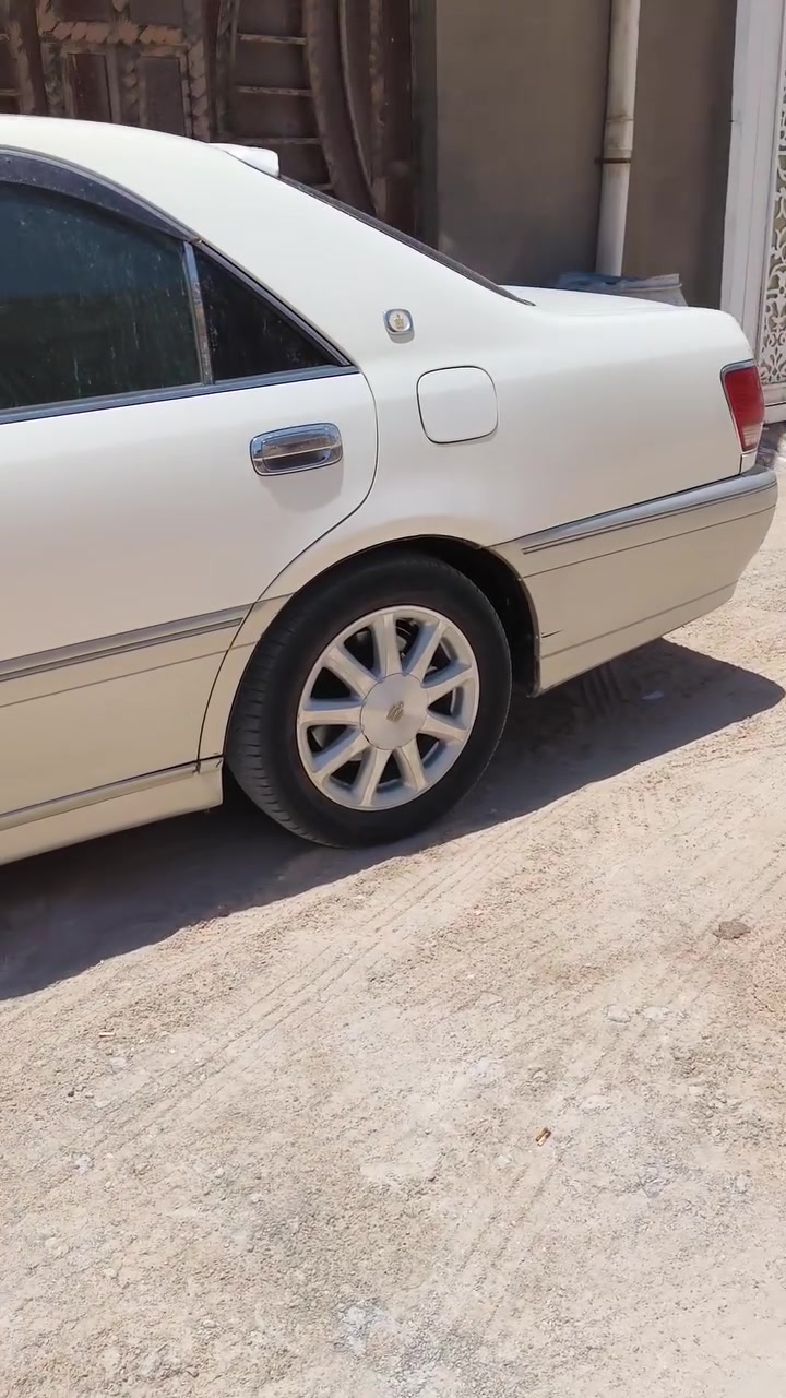 سلام عليكم ويل كب نجمه للبيع حاويه لامجلي ولا مصبوغ شرط كفاله من عواج لاتصال برقم ***********
