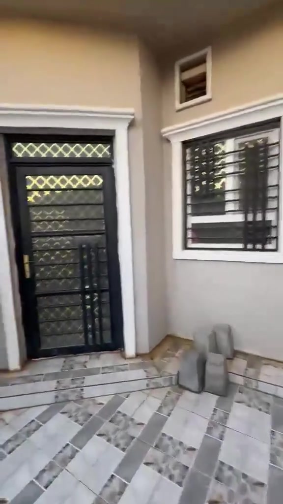 🔥 بيع سريع – نقد فقط 🔥
🏠 دار للبيع في تكريت / الديوم – منطقة التوحيد
📐 المساحة: 100 متر
📏 الواجهة: 6.6 متر
📏 النزال: 15 متر
🛣️ الشارع: 15 متر
🏠 طابقين
🛏️ 3 غرف نوم
🚿 3 صحيات
🏡 سطحين شنايكر
📍 الموقع: بداية منطقة التوحيد من جهة الشارع الرئيسي.
💰 السعر: 80 مليون فقط
🔥 عرض مميز جداً – بيع نقد فقط
⚡ لحگ على العرض قبل لا يفوتك!
📞 للاستفسار: ***********
