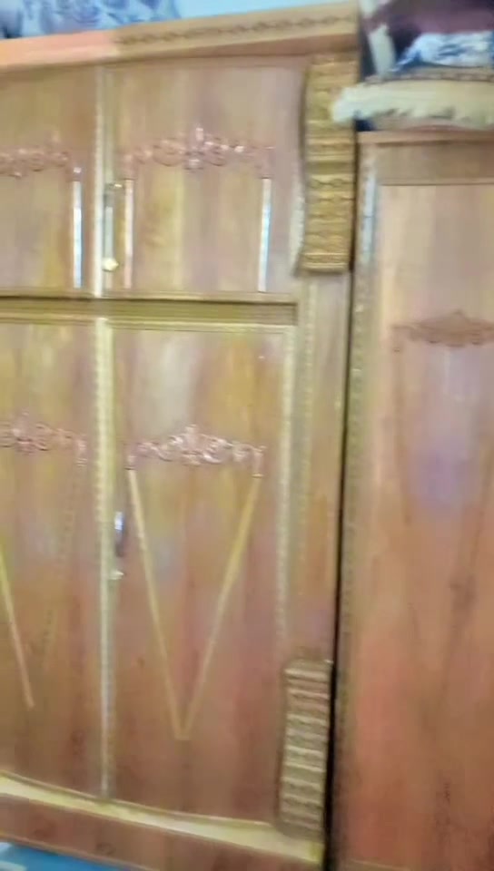 غرف نوم اخشاب مسخدمه ٨اشهر سعر ٦٠٠و٥٠وبيها مجال رقم ***********عنوان حصوه سكندريه