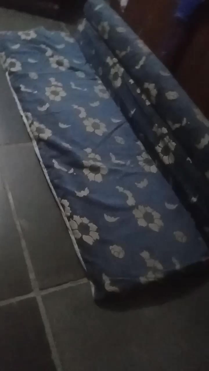 سرير • بغداد