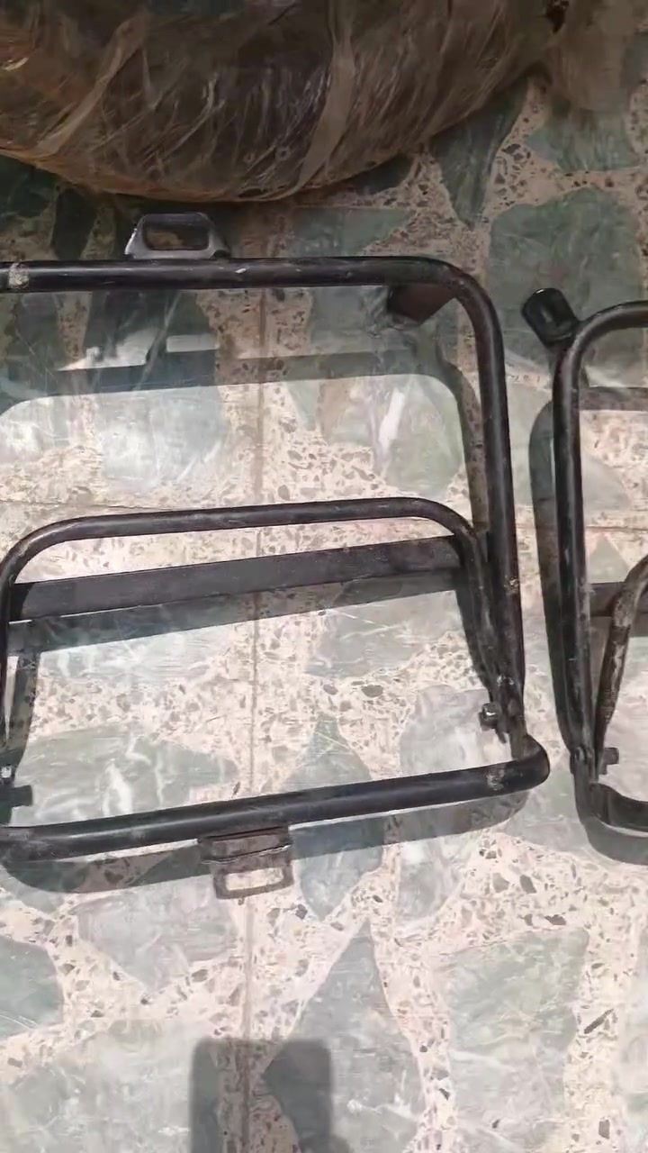 السلام عليكم غراض للبيع كلمن وسعره عنوان نجف ***********
