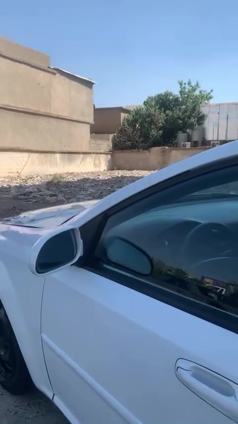 گێرومەکینە بەشەرت
دوو پارچەی بۆیاخە بی ناوگرتن
رەقەم بەخا بەشەرت مەلی مەدەنی نە بێت 
سەیارەکە هەموو گیانی بەشەرت 
سعری ٥٤ 
***********

