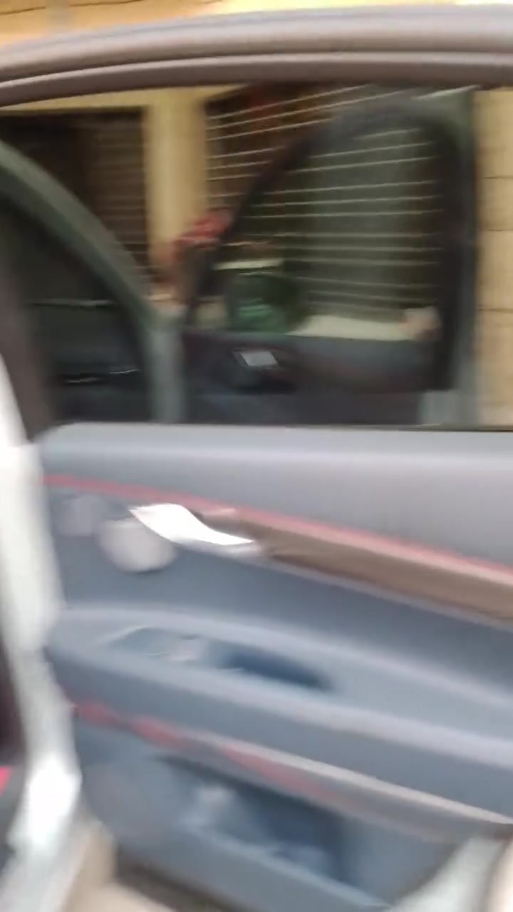 -يتوفر زجاج السيارت الحديث والقديم
-بأسعار جيده تبديل الزجاج الامامي الكافه انواع السيارات 
-تبديل الزجاج المضلل البيبان والخلفيه 
-ازاله التضليل من الزجاج الامامي والابوب
-تنضيف مكان الزجاج بعد ازالته  
-ويتوفر زجاج اصلي الكافه انوع السيارات 
-ويتوفر زجاج درجة اولى مع ضمان جوده العمل والزجاجه -فتره الضمان 3️⃣سنوات 
مع احسن انوع السلكون 
-يتوفر جميع انواع السلايتات لجميع انواع السيارات
-ويتوفر زجاج درجه ثانيه ضمان فقط جوده العمل وليس -الزجاجه 
-وكل هاذه عدنه شد موقعي داخل بغداد فقط ضايج من -الزدحام ماعندك مجال تجي احنى نجيك بكل مكان ابغداد 
-وتشوف الشغل اذا ميعجبك ربع متنطي والجامه هديه من -عدنه الك 
-موقعنا شارع شيخ عمر قرب مقبره الغزالي 
-للاستفسار اكثر اتصل بنا او مراسله ع واتس اب***********ابوفهد
