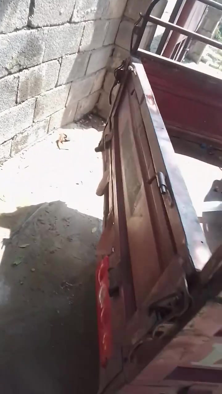 السلام عليكم ستوتة دايون البيع 2018وراق جاهزة  كهربائي سلف هندر باتري جديد مكينة نضيف اكسن مكفول شاصي مكفول بدي نضيف السعر 1300وبيهة مجال المكان بغداد حي البتول لاستفسار ***********
