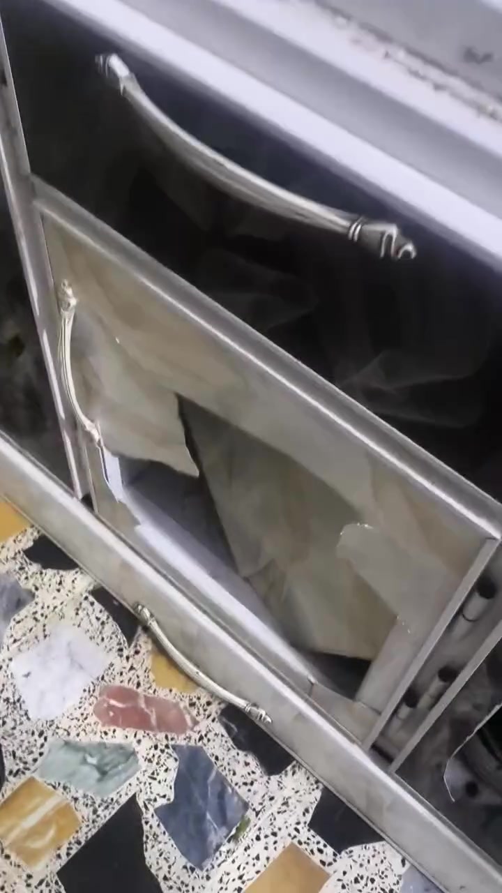 شلون تفاصيل والسعر لا تكول خاص
