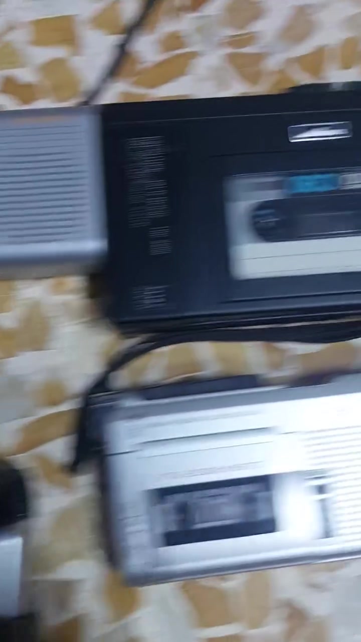 للبيع سعر شلع ورقة كلهم نظيف وشغال ***********
