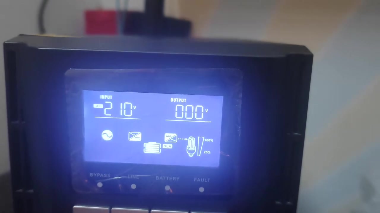 السلام عليكم جماعة الصيدات هل منشور الكم
UPS Online 1kv 
قبل شهرين اخذتة واستخدام قليل جدا جانت عندي تجميعة بعتها حتى اطور الشي اقوى واعلى فـ ضل عندي هذا اليو بي اس ماركة فالكونز من شركة عين الصقر ضمان سنتين ايي مشكلة بالبطارية يستبدل مباشرتاً يعني اذا بعد سنه ونص عطل عندك تكدر تستبدلة وصل الضمان موجود والكارتونة والاسلاك ايضاً موجودة
 (وتكدر تفحص كلشي يعجبك يلا تاخذة وبخدمتك)
 السعر 170.000 
واتس *********** مكاني بغداد
