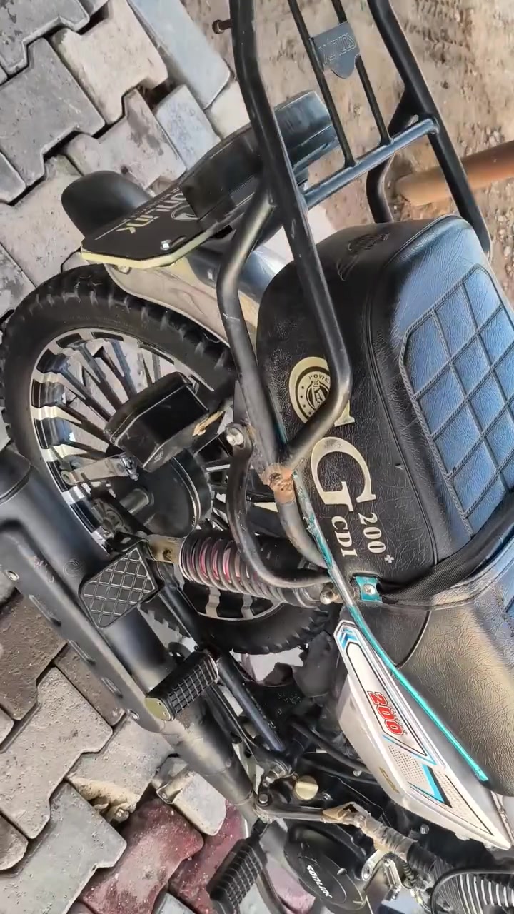 سونك • ٢٠٠سيسي • اوراق