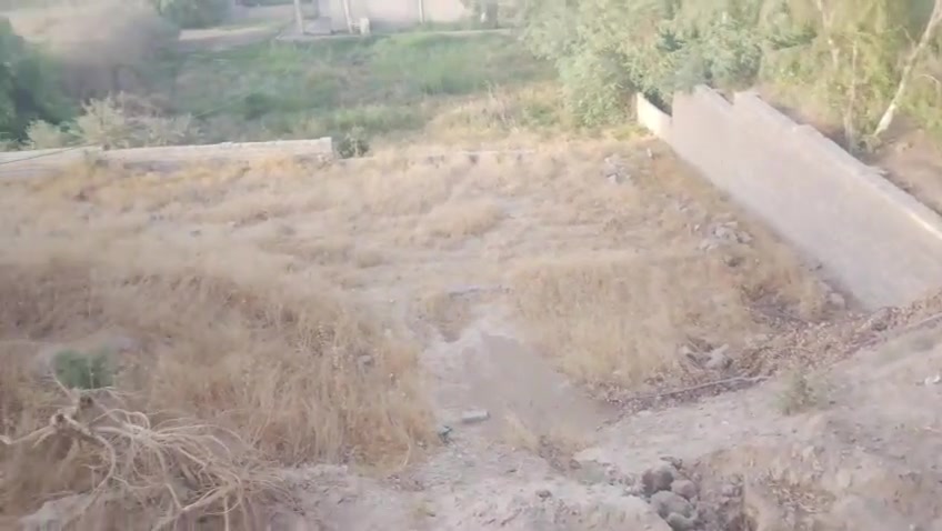 اقراء المنشور زين السلام عليكم ورحمة الله وبركاته الدار البيت ومحلات المساحه 1050مترفي بعاجه مقابيل مول السلام مقابيل متنزه ماكنتوش قرب سيطرة بعاجه السعر 105مليون وبيهه مجال التفاوضرقم الهاتف *********** ؟؟؟اخي لاتخابرني علا السعر مكتوب والشراي انتفاهم السعر 105مليون
