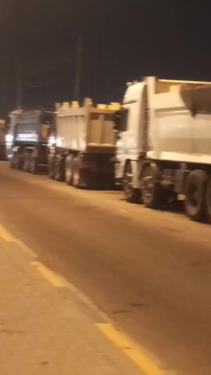 تم انخفاض أسعار الطابوق بيرنه انجكترالطيب وكافت انواع الطابوق عماره وبصره الي ايحب يجي الى ساحت البصرة أسعار مناسبة اتصل ***********
