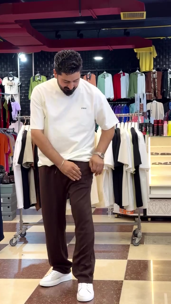 👖 بیجامەی تورکی
لە مارکەکانی Loro Piana و Alo بەردەستە!
قوماشێکی زۆر نەرم، فێنک و مەتاتی (کێشدار)، کوالێتی بەرز بۆ ستایلێکی شیک و ئاسوودە.
🎨 بە ٧ ڕەنگی زۆر شاز بەردەستە
📏 قیاسەکان: S | M | L | XL | XXL
🚚 گەیاندنمان هەیە بۆ سەرجەم پارێزگاکانی عێراق
📍 ناونیشان: كركوك - حي الفيلق - فلكة كاوة
📱 بۆ داواکردن: *********** | ***********
