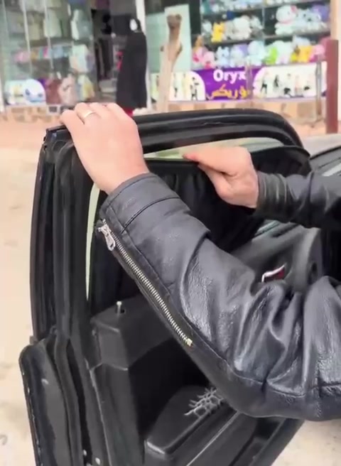 بردات سحب • أسود • صناعة محلية