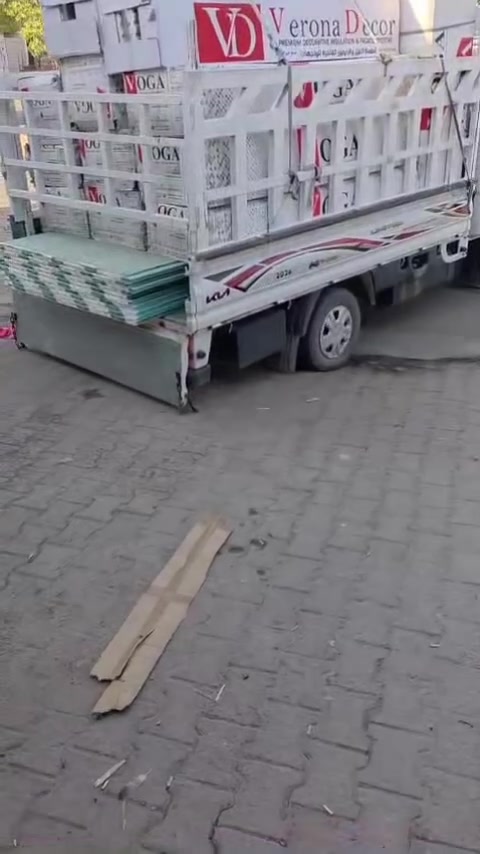 اسعد الله أوقاتكم بكل خير💐

من محلات أصباغ المرجان 
يعرض لكم كل ماهوه جديد👍

وصول وجبه جديده من الفوم الخارجي
من شركة //   VOGA   //    ((لوكيلها الرسمي)

مع       جبس المتحده   بوردكس المتحده
 
بأسعار مناسبه
يوجد خصم لصحاب عمل  الديكور الخارجي🏘️
محلات أصباغ المرجآن البانوراما قرب أسواق حلاوه 👇
👍***********
