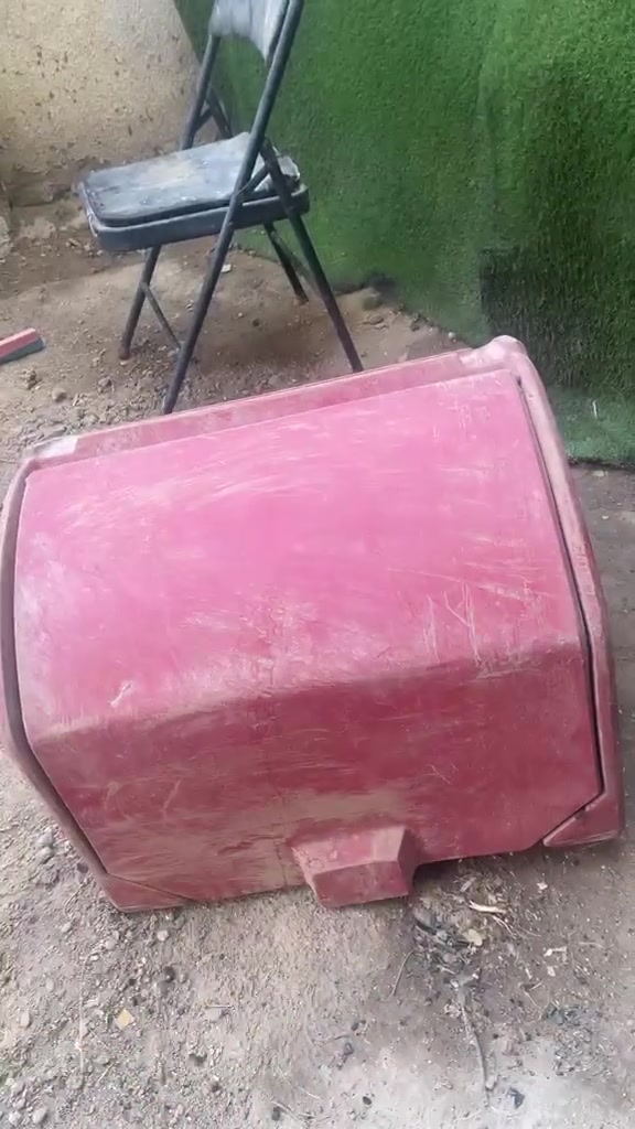 سلام عليكم صندوك دلفري مستعمل لبيع سعره 20مكاني بابل لي يريده بي خير يدلل هاذا رقمي  ***********
