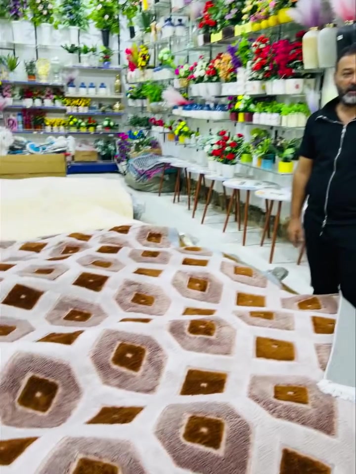 الموقع أدخل على الرابط 
كربلاء الحولي مقابل مستشفى الكفيل الفرع المقابل عمود ١٣٧٨
داخل الفرع الي ميندل يدخل على الرابط مال موقع
اوقات الدوام من ١٠ صباحا الئ ١٢ ليلا
للاستفسار *********** https://maps.google.com/?q=32.593082,44.043674
