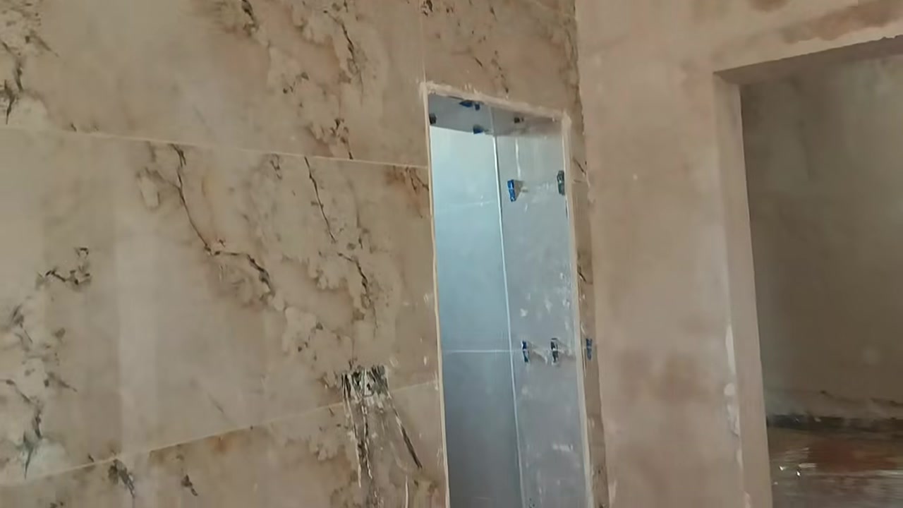 تغليف سيراميك • مرمر كرانيت • شغل درجة أولى