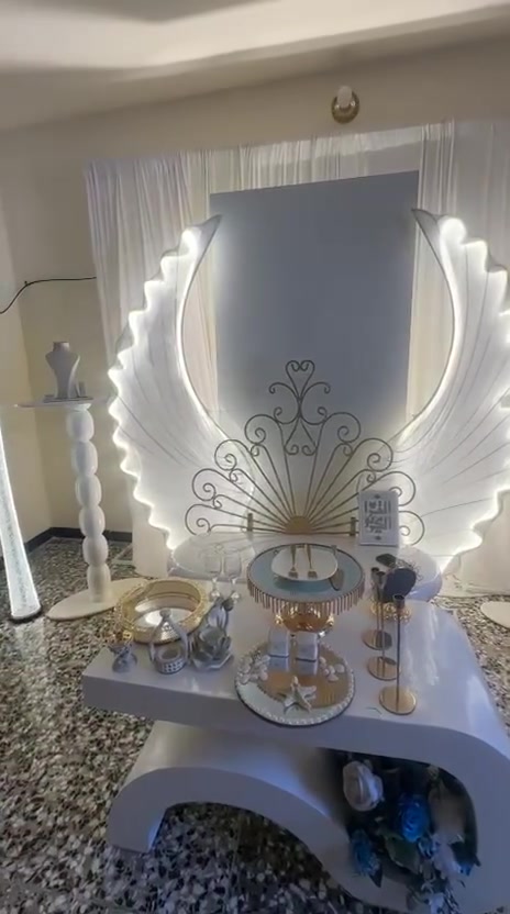تم انجاز كوشه جنح حسب طلب الزبون  … ااالف مبروك 
للحجز ***********
