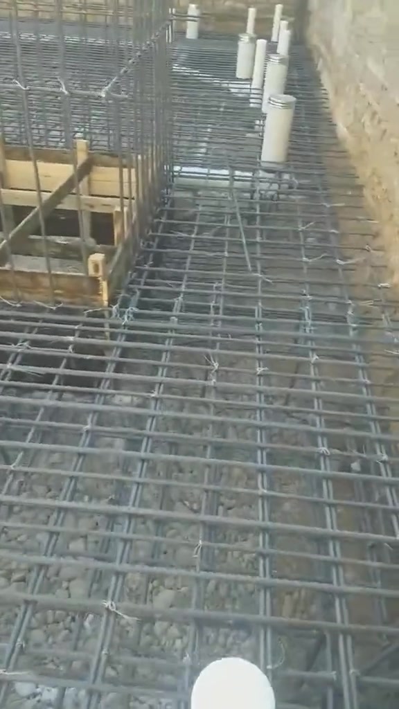 يمكنكم متابعتنا على الفيسبوك اليصلكم كل تصاميمنا وأعمالنا 
المقاولات العامه وبانسب الاسعار 
 بإدارة سجاد آل حساني 👷✅
الاستفسار يرجى الاتصال بنا على الارقام التاليه 
***********
***********واتساب➡️
***********
الهيكل سعر المتر يبدئ من 75الى110الف دينار فقط 
المواد المستخدمه 
حديد ماس اربيل عراقي
أو فإن ستيل سليمانيه عراقي 
اسمنت بادوش أو سنجار حسب الاتفاق 
رمل والحصو كنهش
