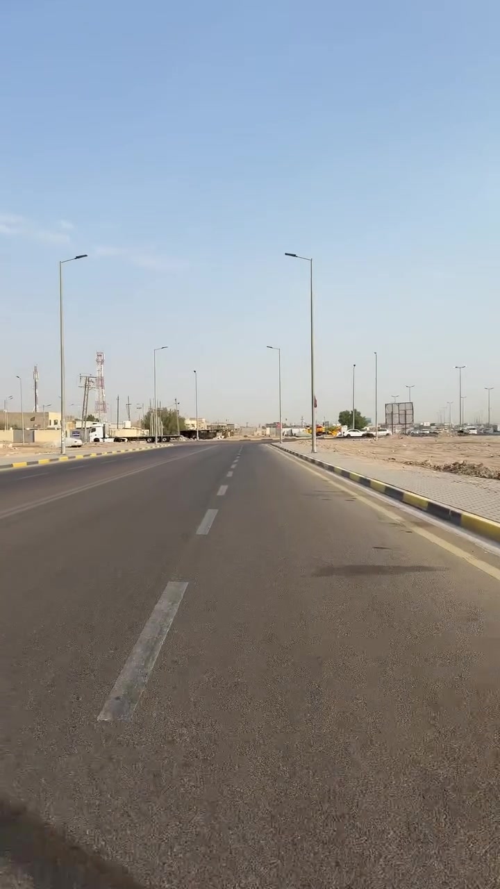 سلام عليك قطعة ارض في الطوبه والنخيله توزيع الاساتذه طابو ملك صرف تحويل ملكيه بأسمك ثاني يوم القطعه 150م واجهيتها 7,5 ونزال 20 القطه مقلوعه مترين ومدفونه دفان درجه اولى رابع قطعه ع الركن سعر $135 وقابله للتفواض للاستفسار : *********** رقمي
