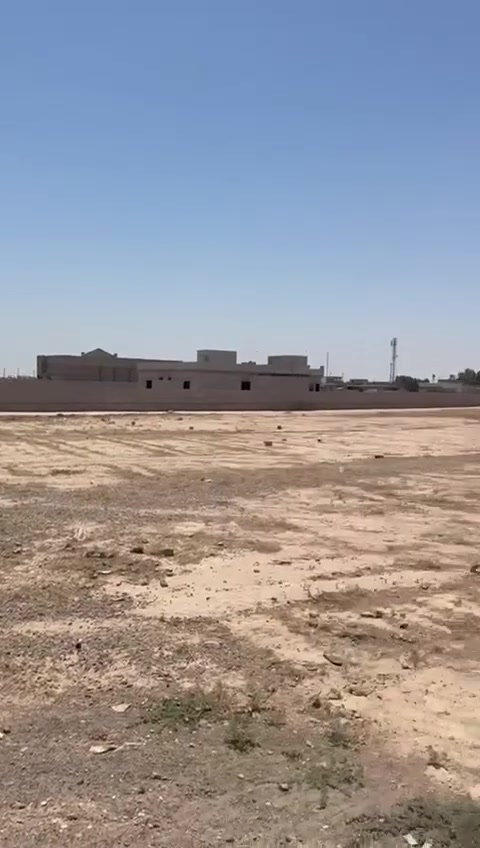 ٢٥٠٠م • قرب سيطرة ١٤ • ماء وكهرباء
