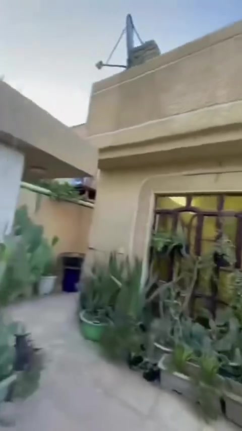 البيت للبيع

العنون بلنزله مال كميره بلشارع الي بضهر الملاعب

المساحه ١٧٥

طابو زراعي سند موجود بمحكمه الطابو

ه غرف نوم ۳ حمام واحد خارجي وثنين داخليات صاله ومطبخ والطابق الارضي مغلف pdf والصاله سقف ثانوي الطابق الثاني

البناء على ايدينه

للاستفسار : ***********
